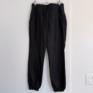 MEC Women’s Black Jogger Pants Windproof Size 0